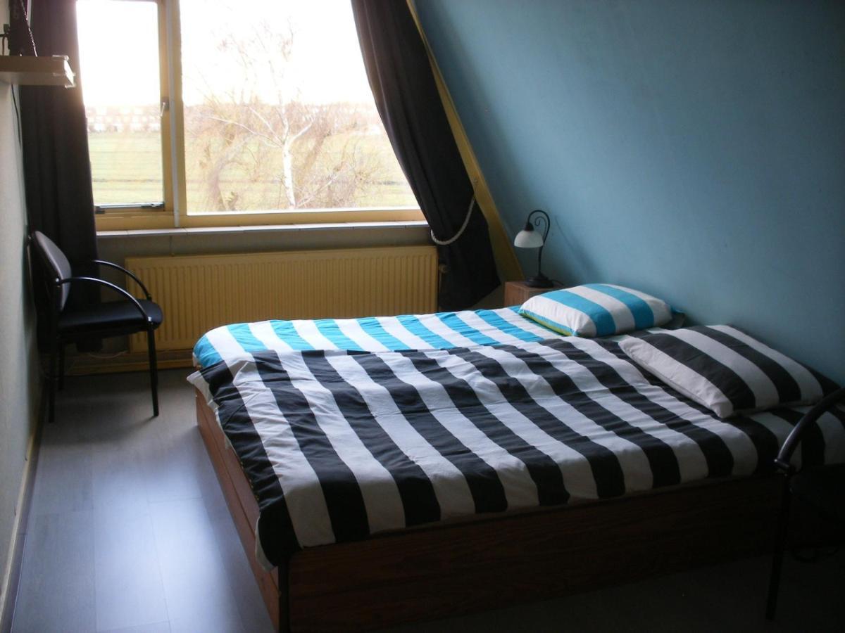 B&b-edam Couette-café *